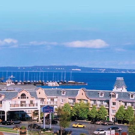 Hamilton Inn Select Beachfront Mackinaw City Exteriér fotografie