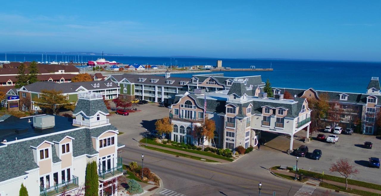 Hamilton Inn Select Beachfront Mackinaw City Exteriér fotografie