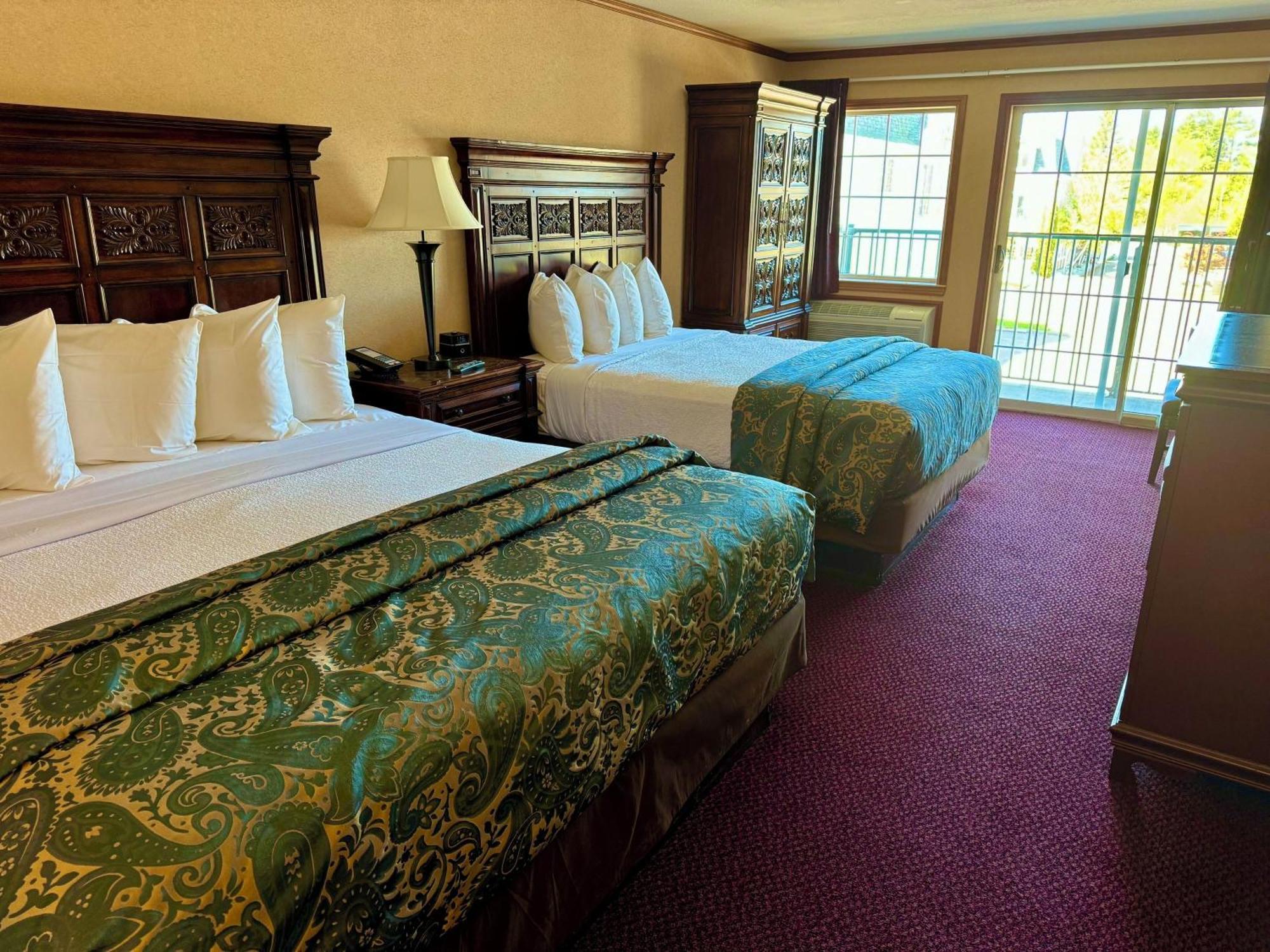 Hamilton Inn Select Beachfront Mackinaw City Exteriér fotografie
