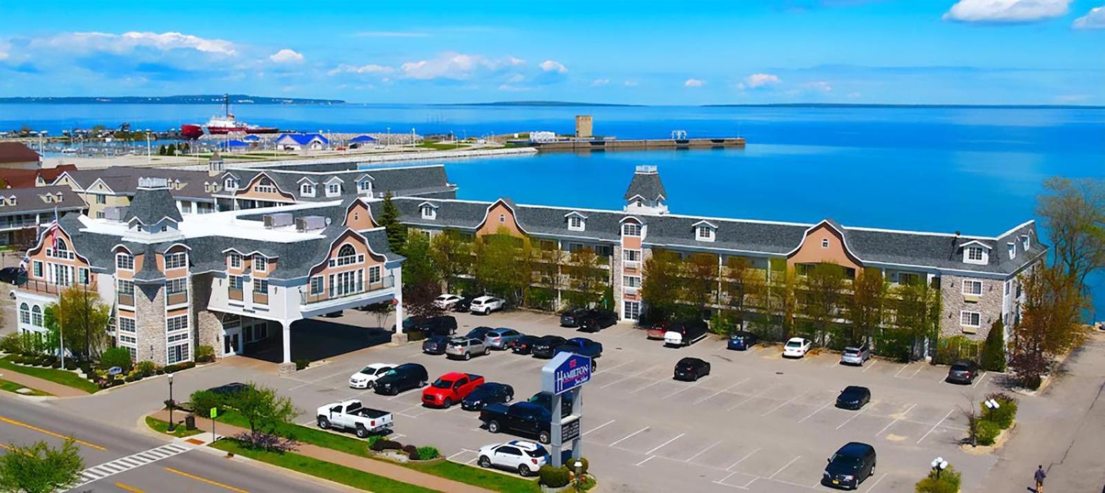 Hamilton Inn Select Beachfront Mackinaw City Exteriér fotografie