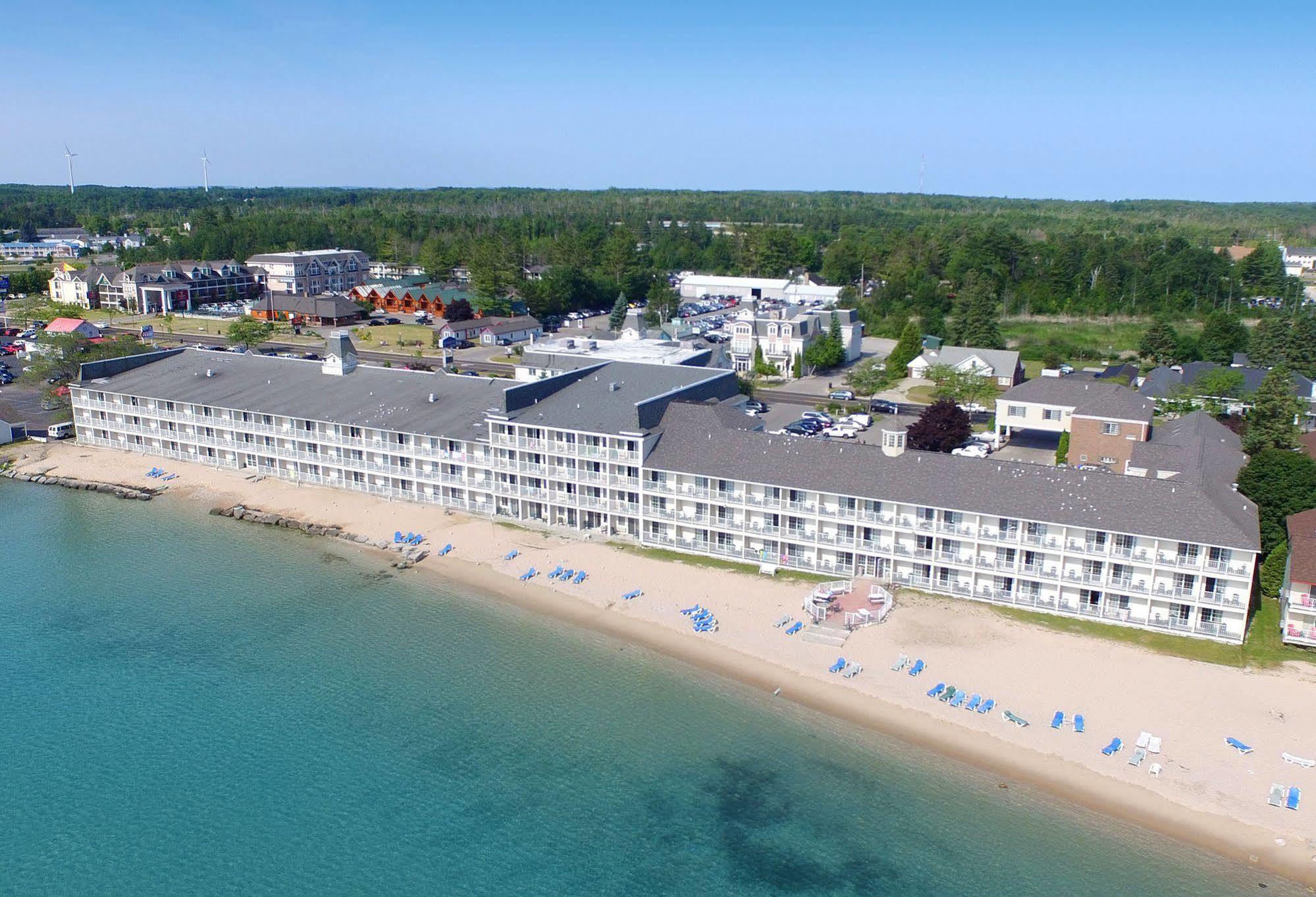 Hamilton Inn Select Beachfront Mackinaw City Exteriér fotografie