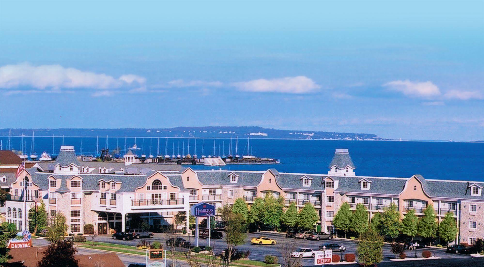 Hamilton Inn Select Beachfront Mackinaw City Exteriér fotografie